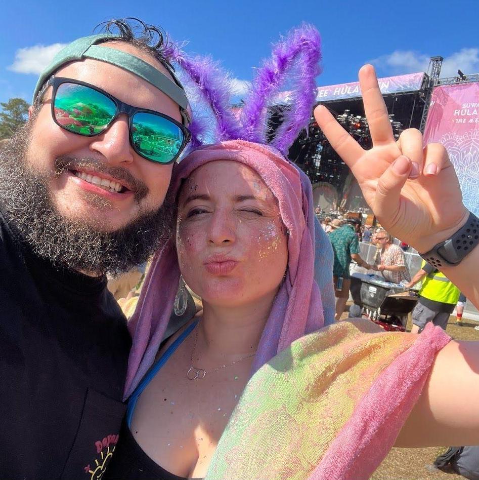 Hulaween 2022. Check out those curls!