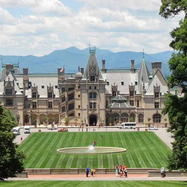 Two day passes to Biltmore Estate
