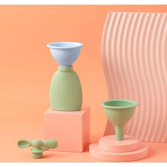 Nontoxic Silicone Funnel, Blue