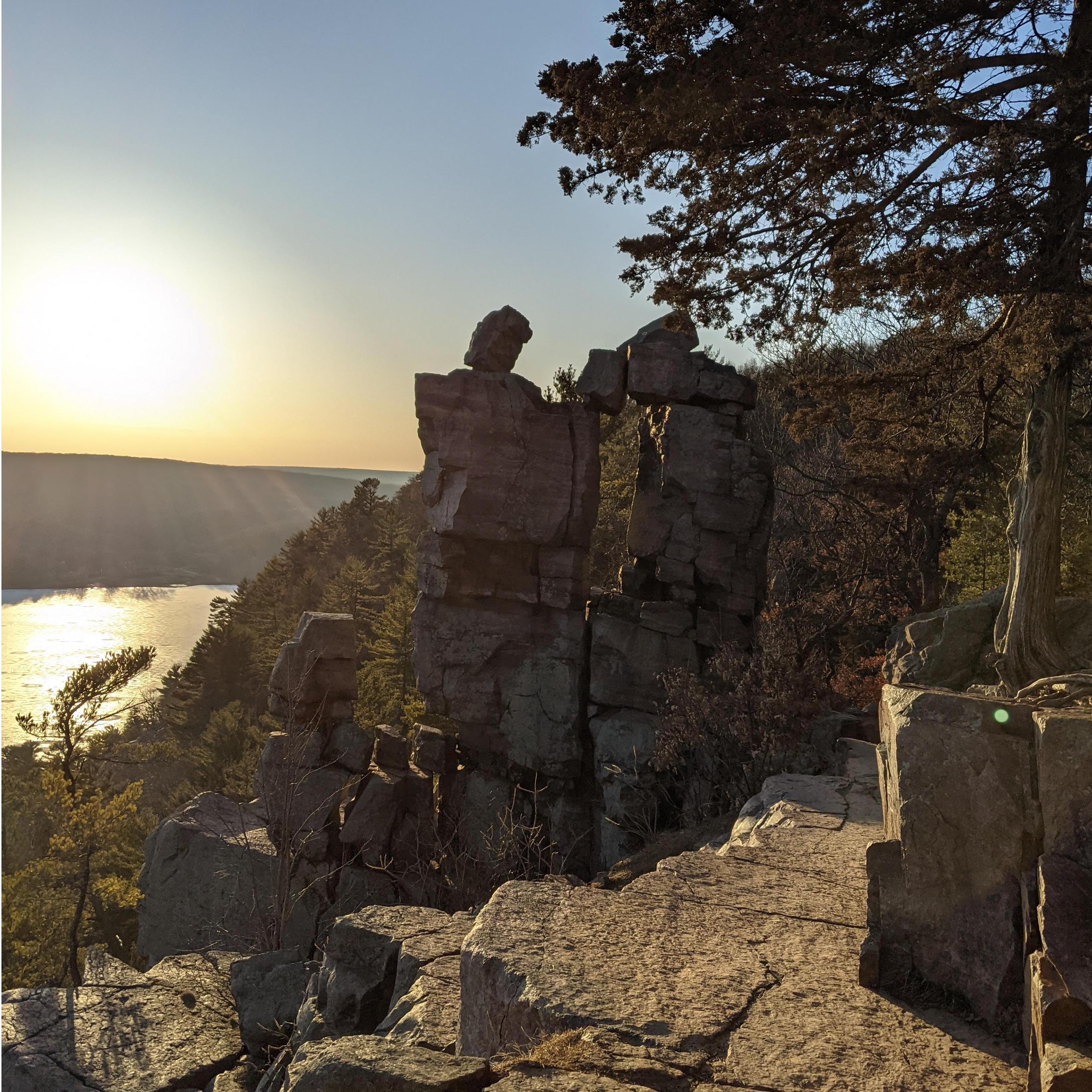 Devil's Lake. One of our favorite places to hike!