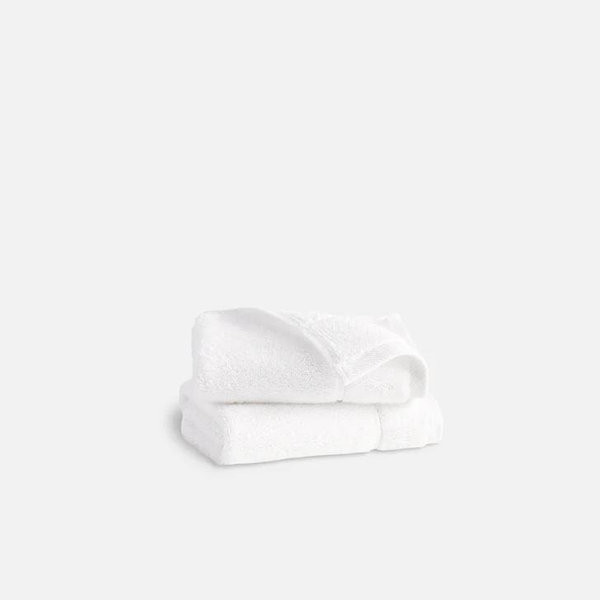 Brooklinen Super-Plush Turkish Cotton Washcloths in White