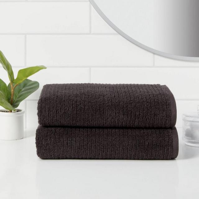 Black Ribbed Bath Towel // 2 pack