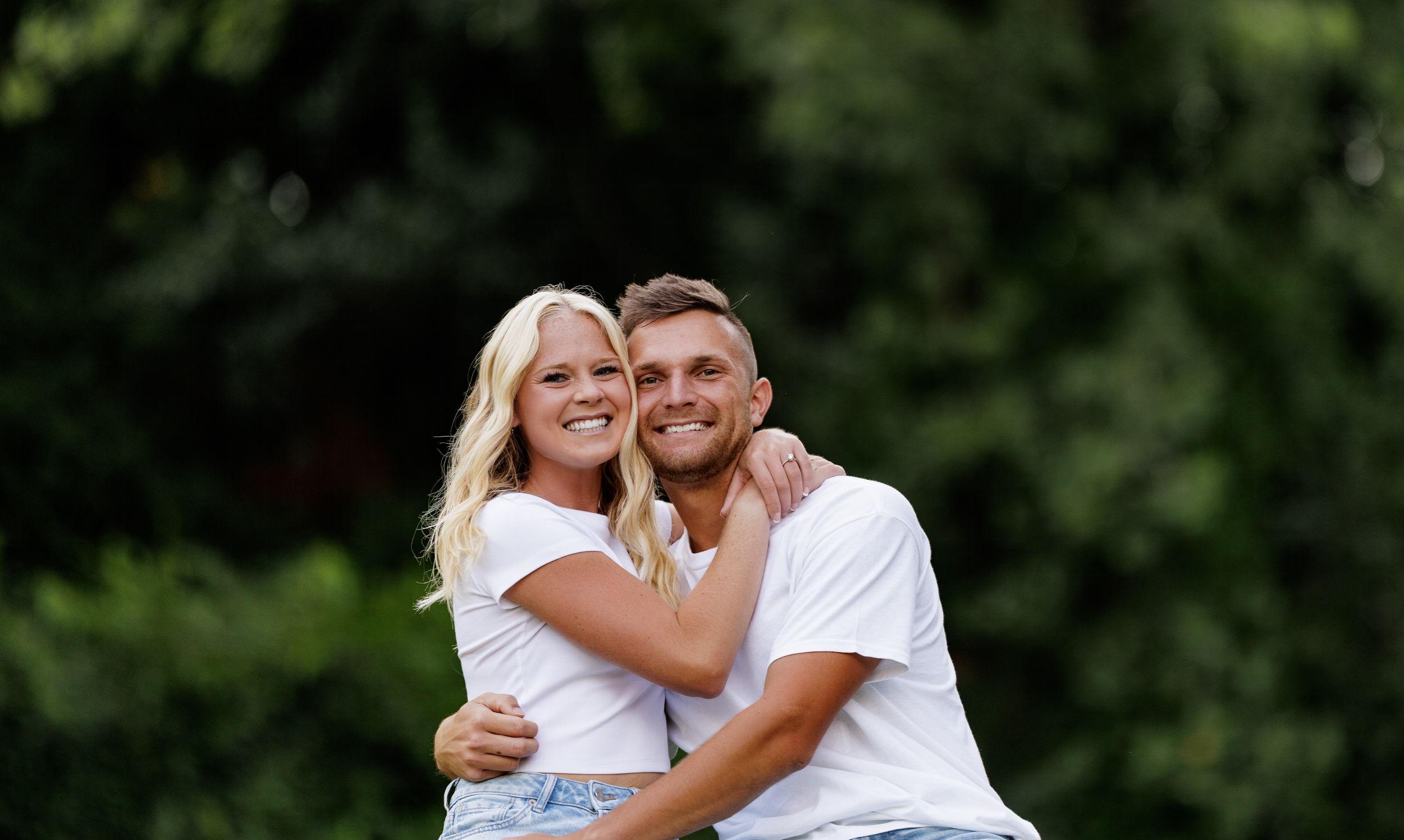 The Wedding Website of Stephanie Lloyd and Hunter Johnson