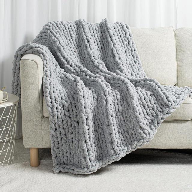 Carriediosa Chunky Knit Throw Blanket 60" X 80" Twin, 100% Hand Made Large Chenille Loop Yarn Soft Fluffy Throws for Couch Sofa Bed, Big Crochet Cozy Heavy Thick Cable Woven Blanket, Light Grey