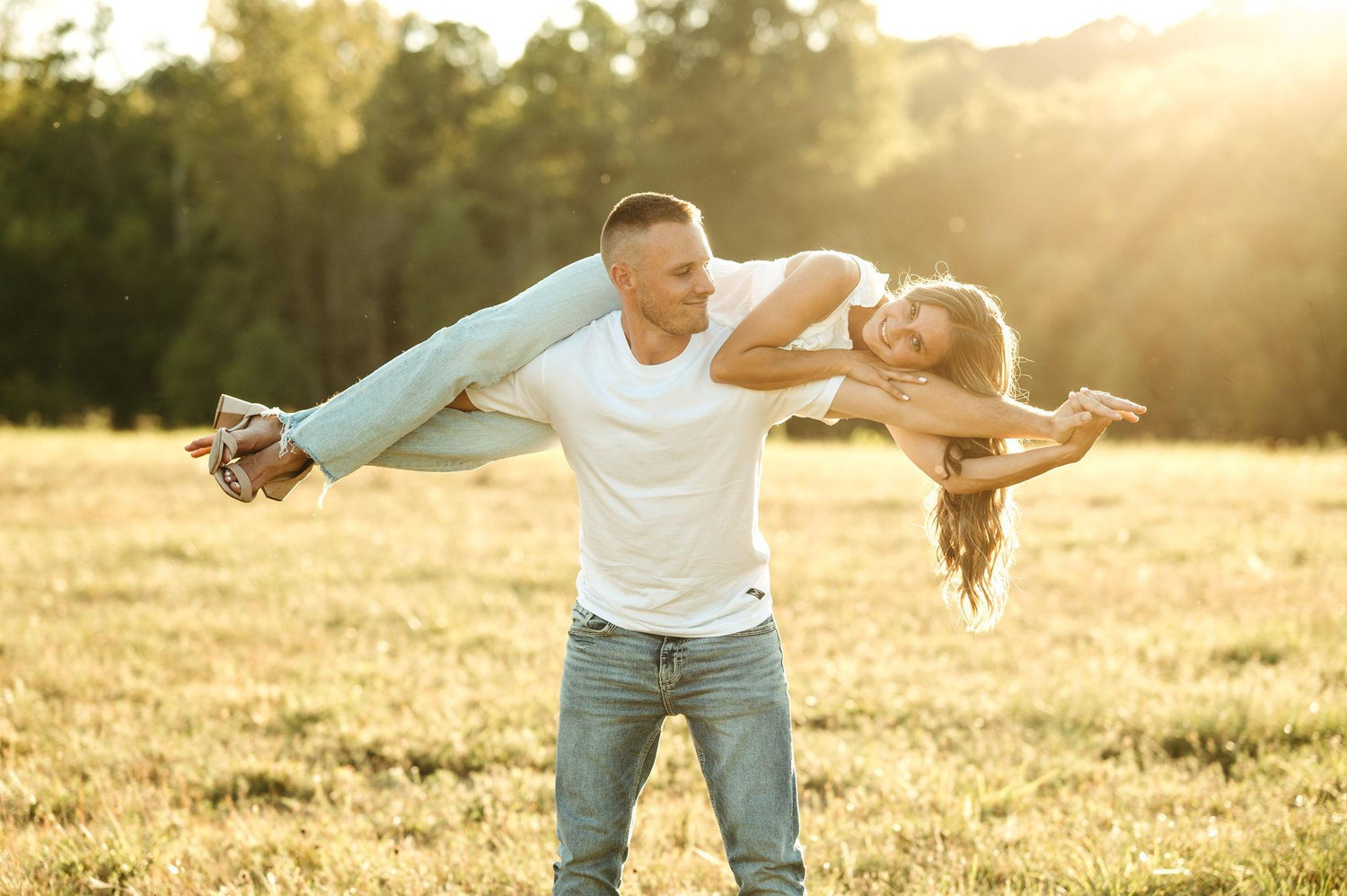 The Wedding Website of Kelly Garber and Eli Burnside