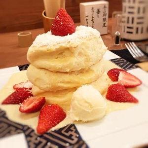 Benitsuru Pancakes, Tokyo