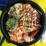 Umekes Fish Market Bar & Grill