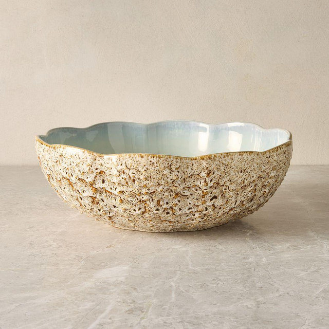 Seashell Stoneware Serve Bowl,Urchin Natural