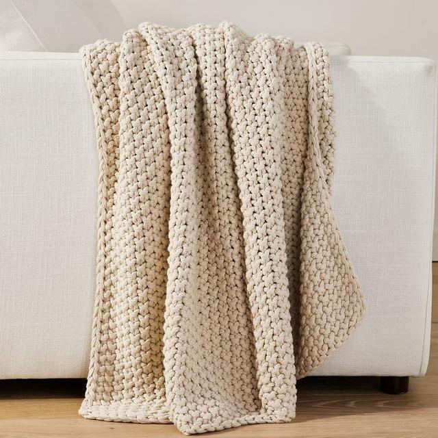 Bayside Seed Stitch Throw- Color: Oatmeal