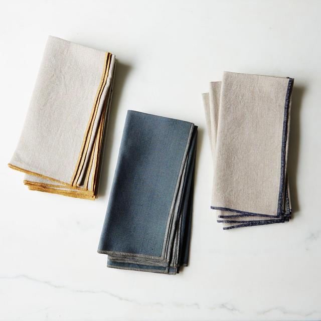 Edged Linen Dinner Napkins (Set of 4) - Natural with Gold Edge