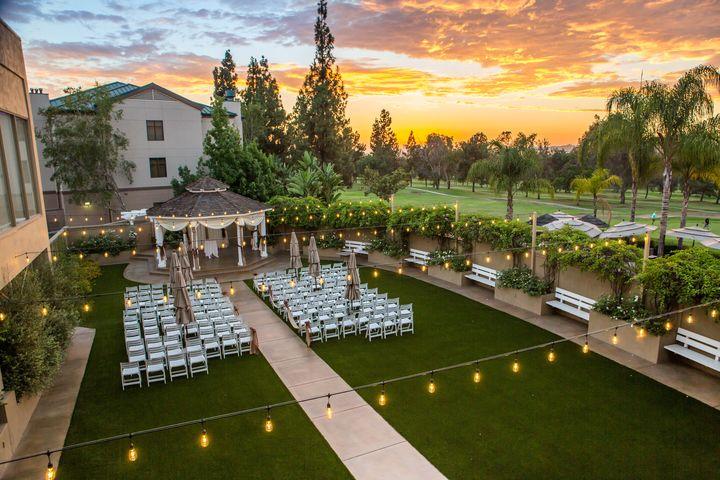 The Wedding Website of Ted  Chan  and Winnie  Wong 
