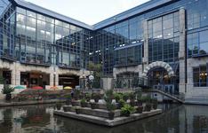 Shops at Rivercenter