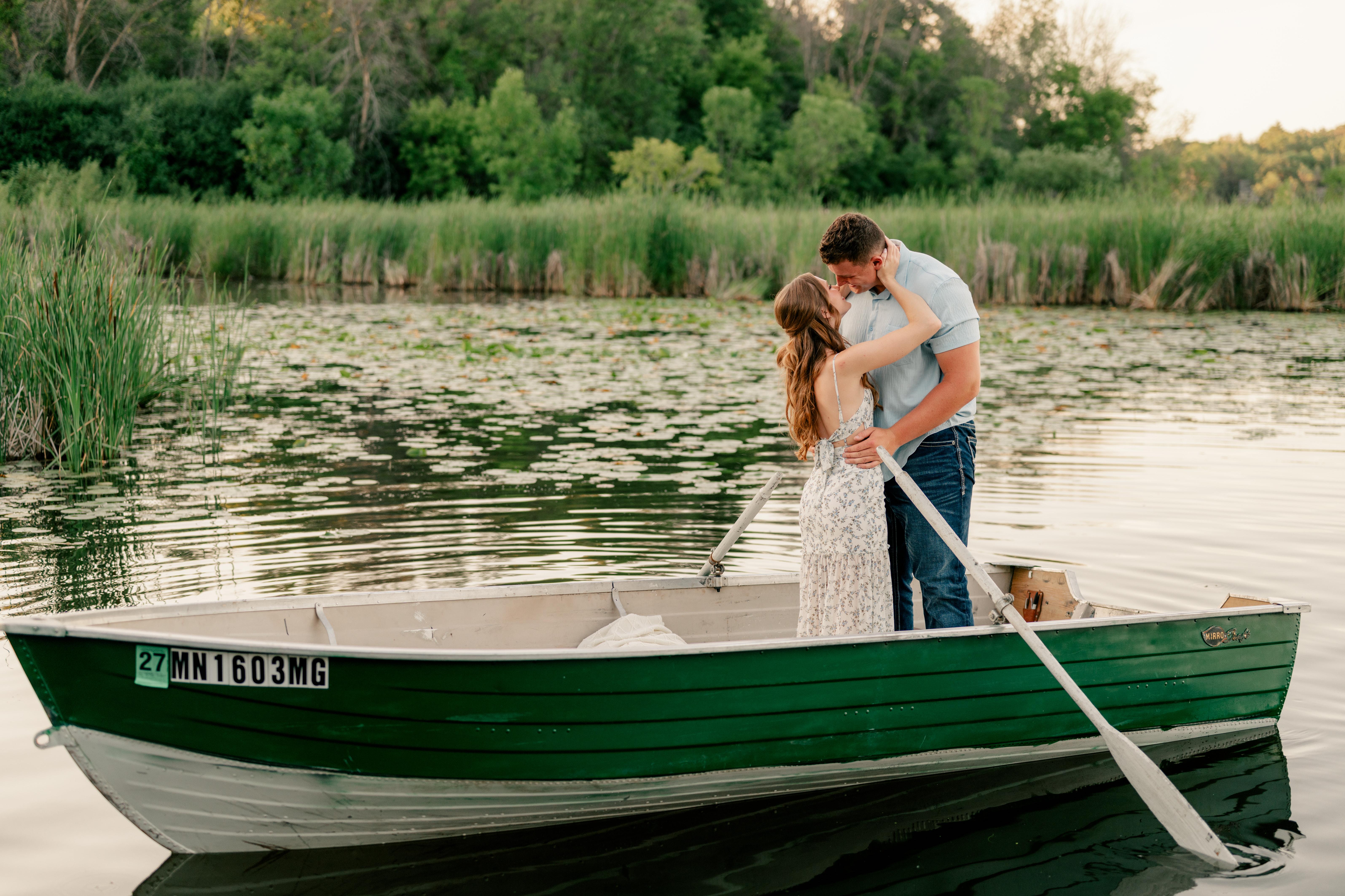 The Wedding Website of Amber Findlay and Tony Nelson