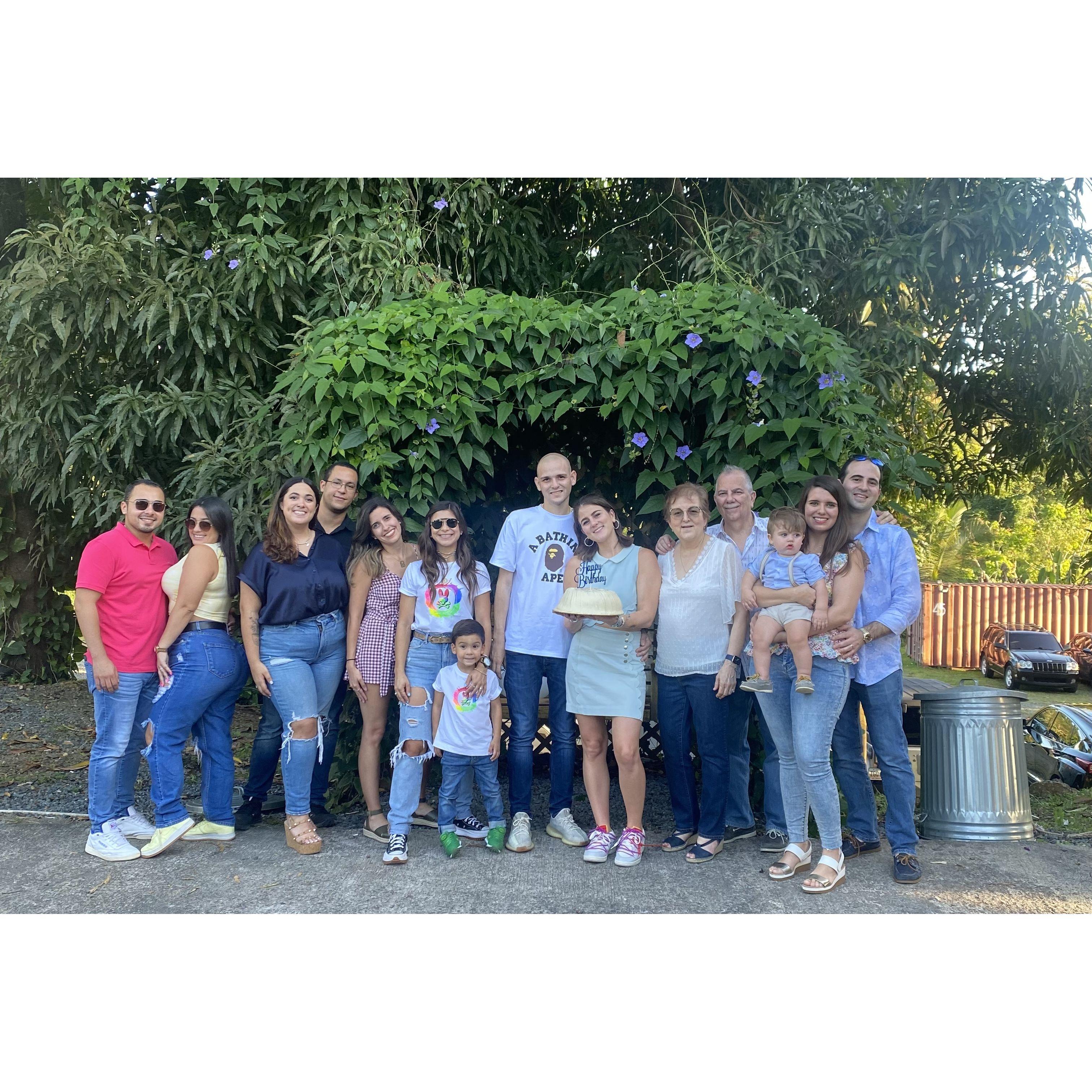 Celebrando los 29 añitos de Nora Teresa
