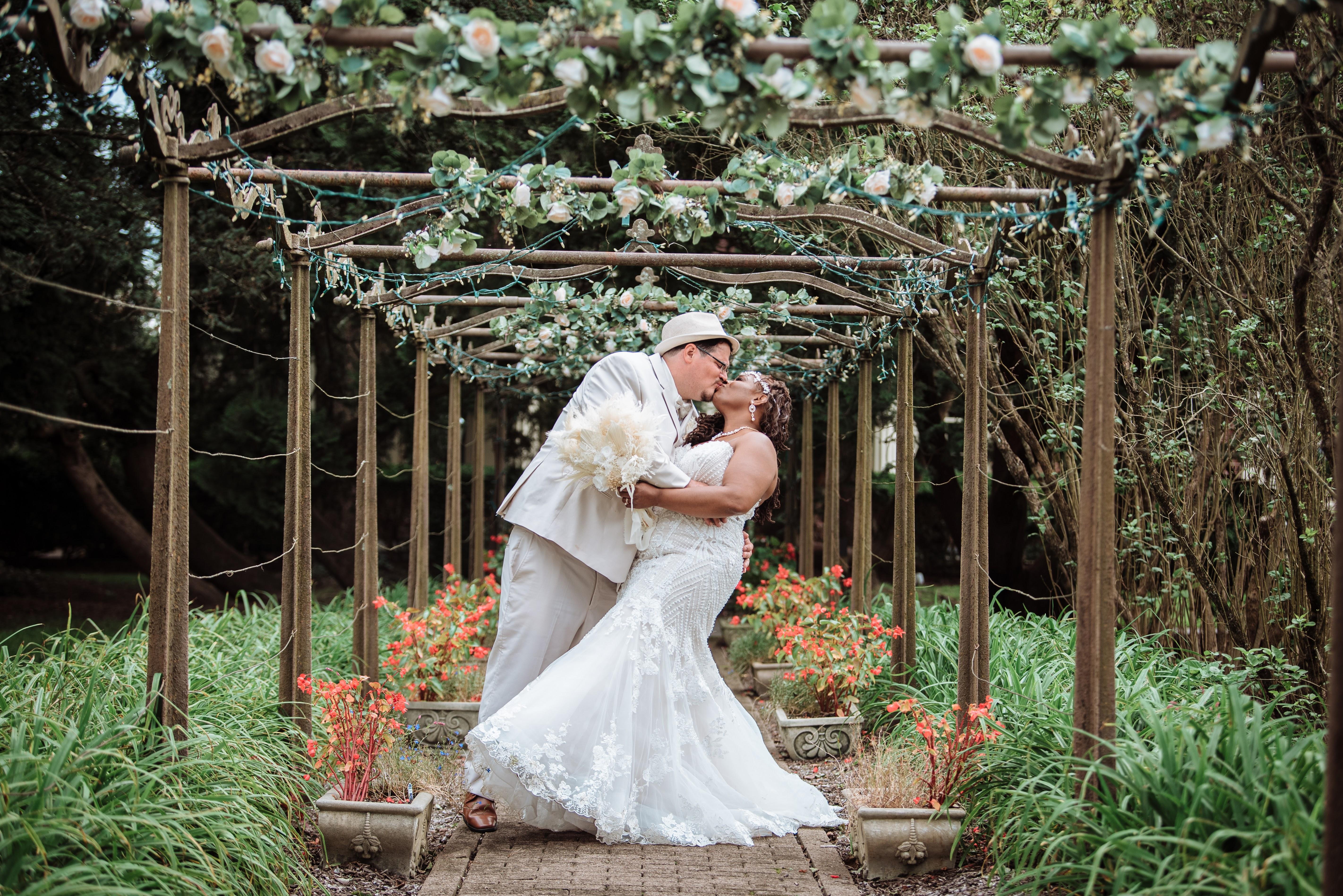 The Wedding Website of Mrs. Tawanna Kelly and Mr. Timothy Kelly