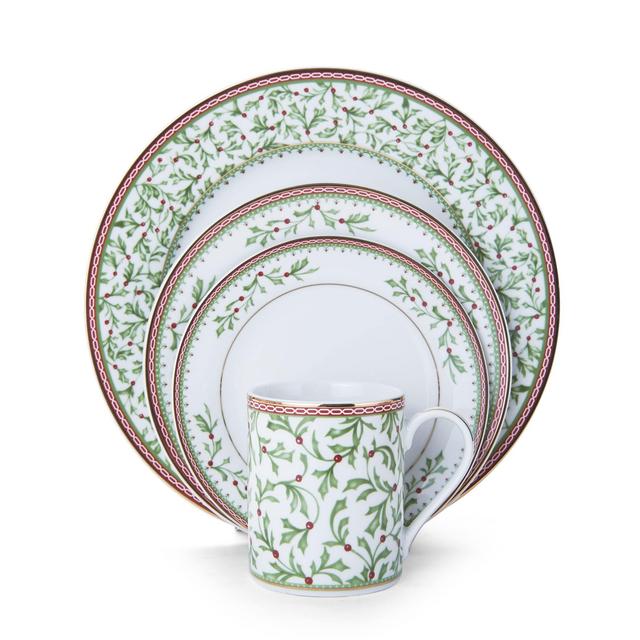 Mikasa Holiday Traditions Dinnerware Set with Mugs, 16 Piece, Green, White
