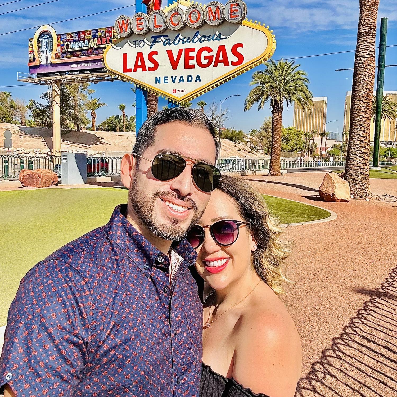 Our Vegas adventure was one for the books!

Nuestro viaje a Las Vegas fue inolvidable!