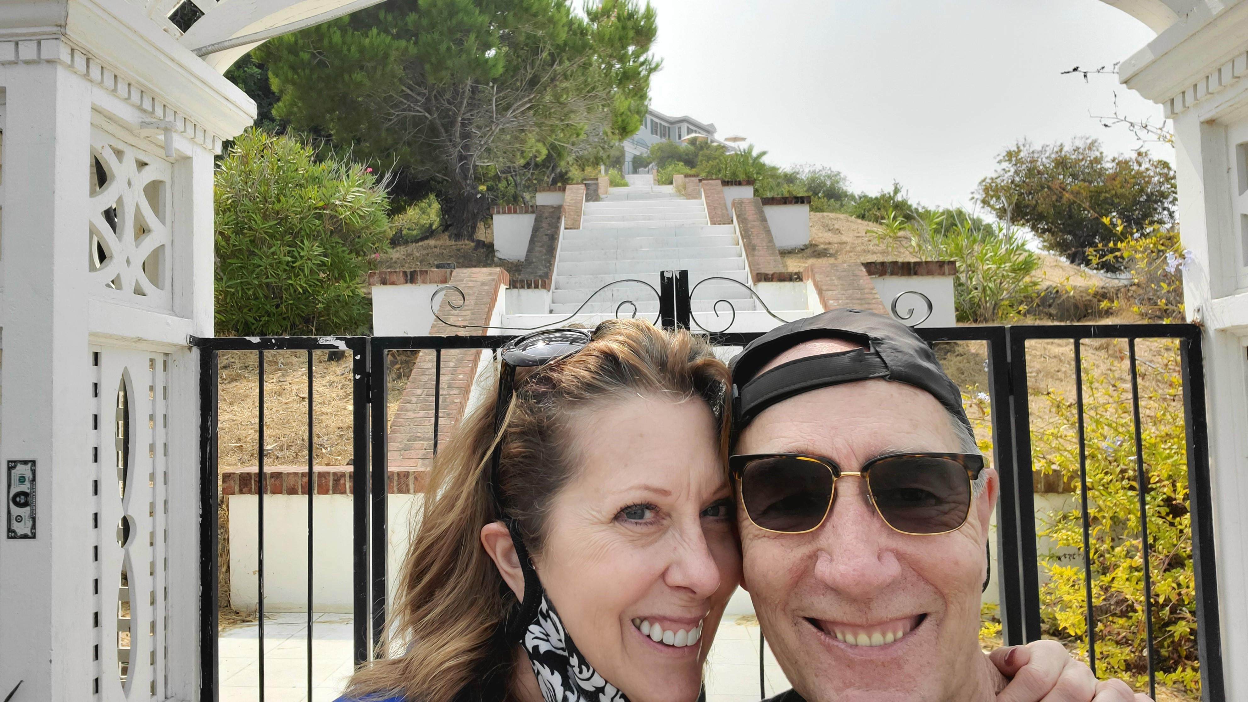 The Wedding Website of Bobbi Huinker and Dan Morgan