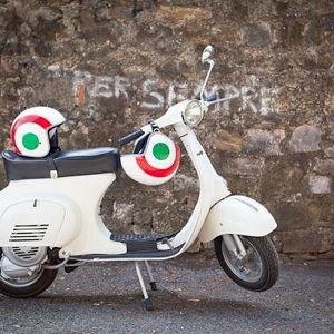 Florence Vespa Tour: Tuscan Hills and Italian Cuisine