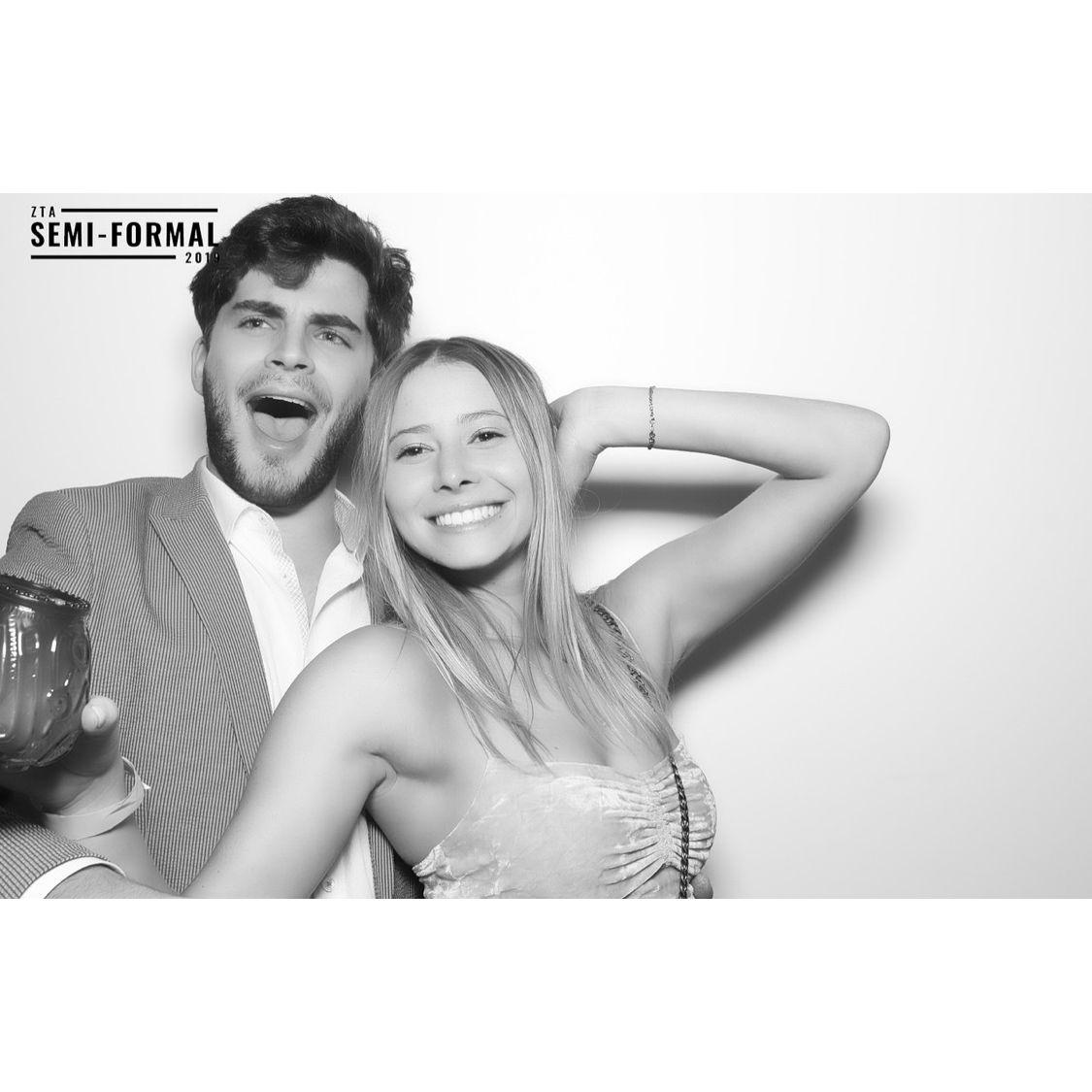 Zeta semi formal, 2019