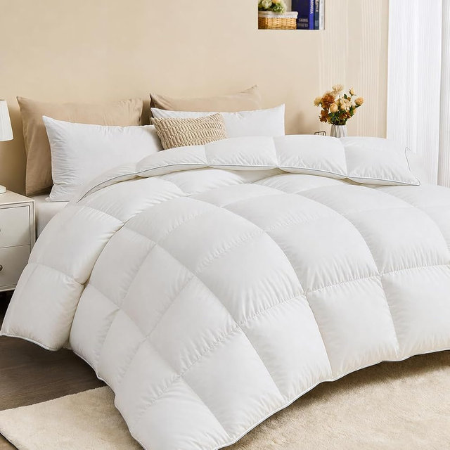 Oaken-Cat Feather Down Fiber Comforter King Size, All Season Duvet Insert | Ultra-Soft Cotton-Blend Shell, 750 FP Medium-Weight Fluffy Bedding Comforter With 8 Ties, 106 x 90 Inches, White