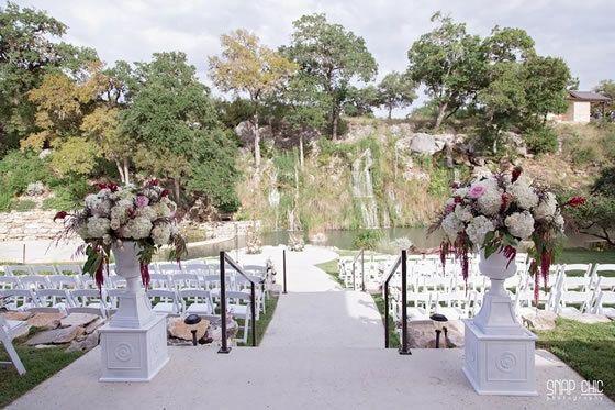The Wedding Website of Monica Mott and Mitchell Schuetz