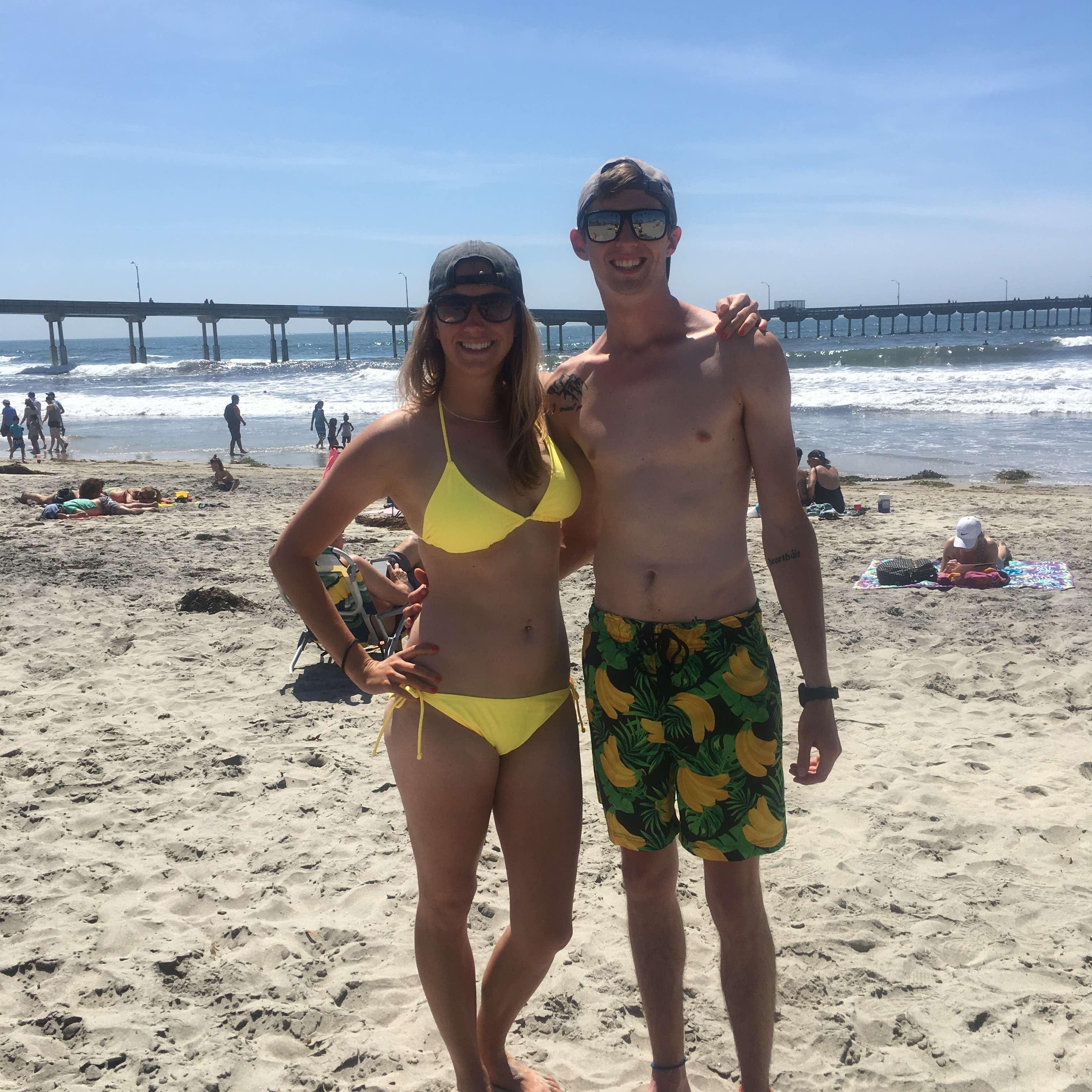Matching "banana" bathing suits.