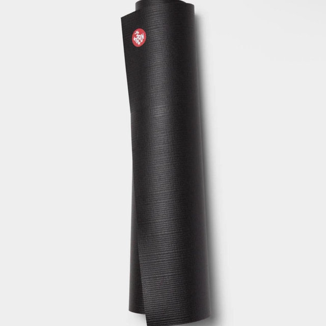 Manduka PRO™ Yoga Mat 6mm - Black