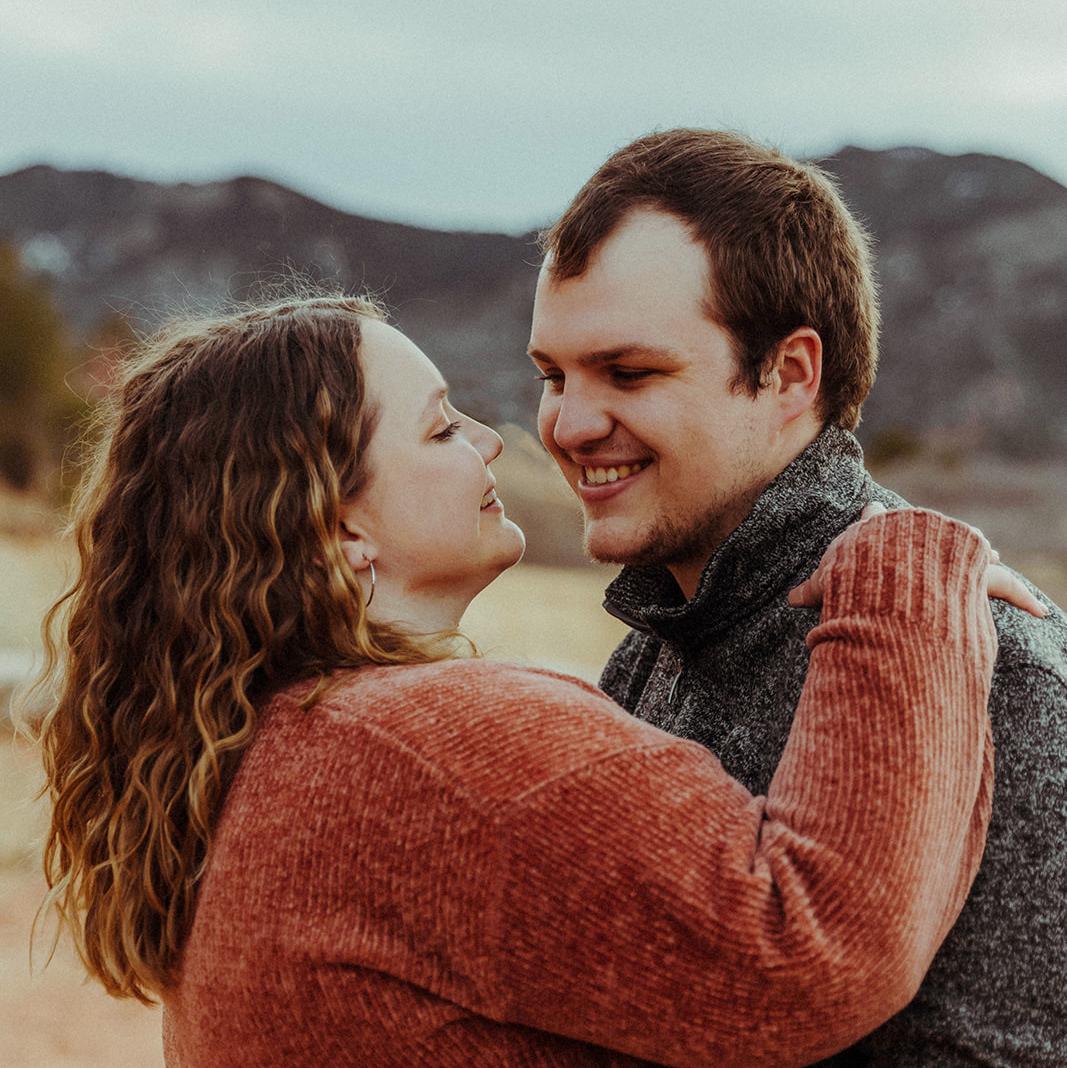 We had engagement photos taken in Colorado! (2023)