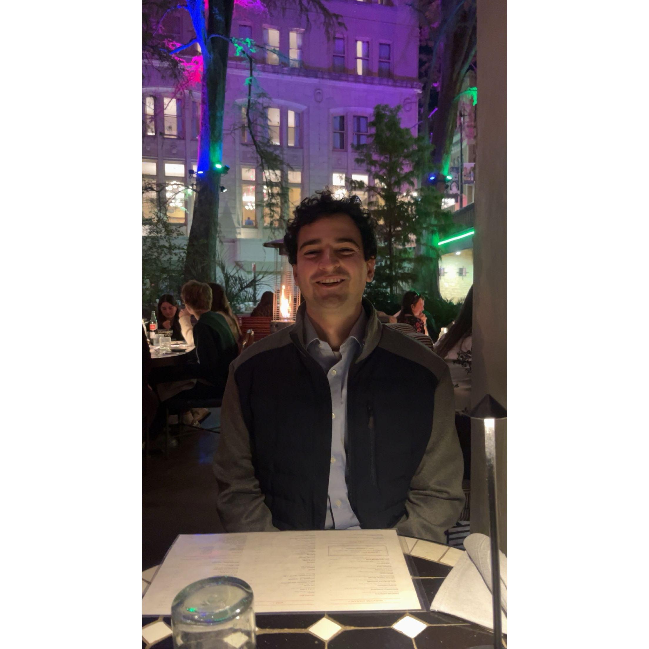 On a date at Domingo's