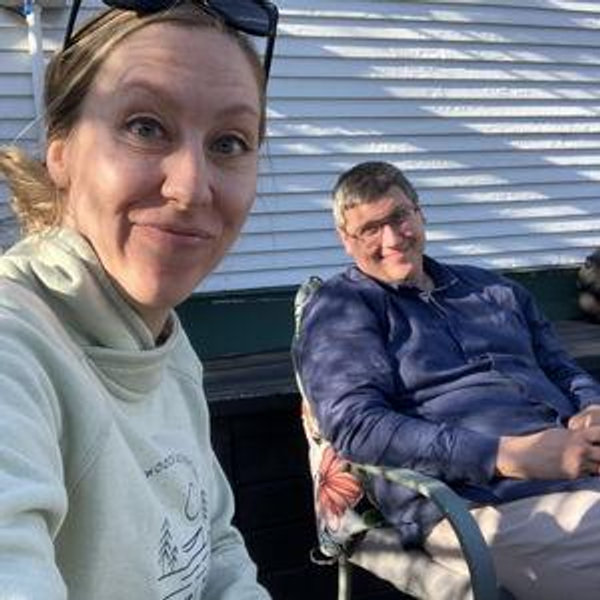 Patio Furniture to Host Friends and Neighbors