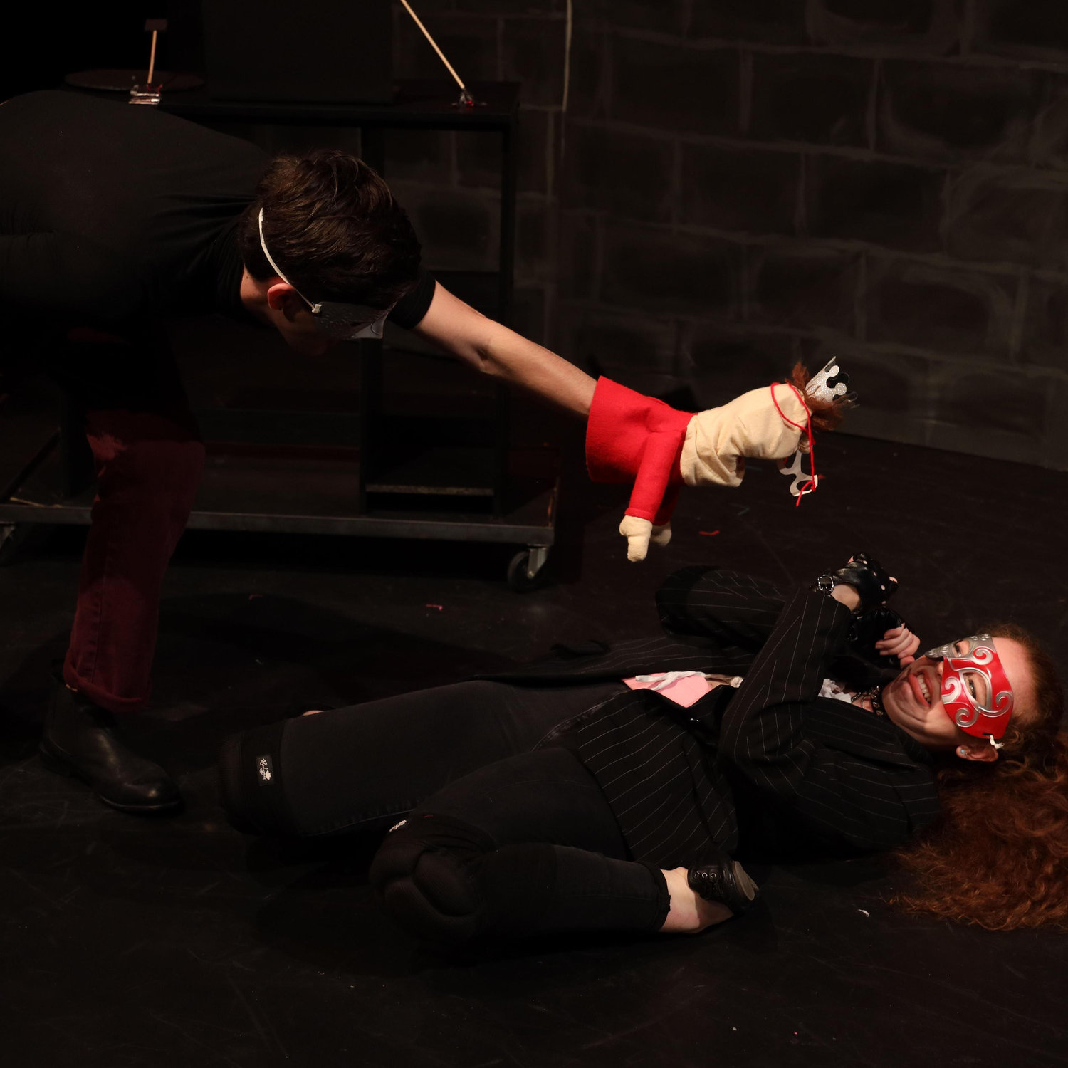 Violet and Joelle in "The Comedy of Romeo and Juliet"