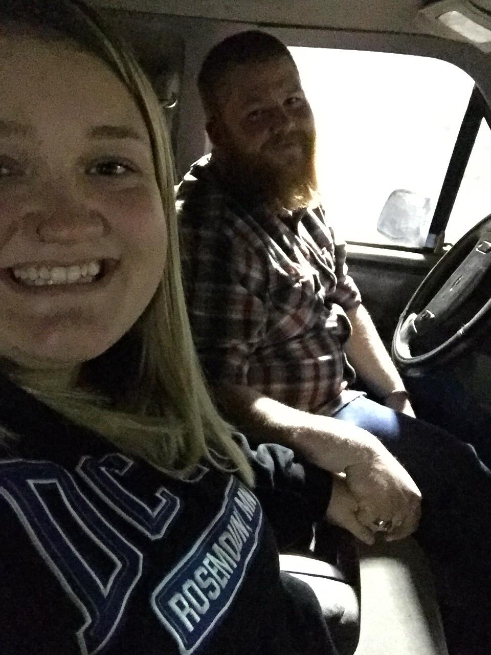 Date to MOA.. actually wanted to hold hands!