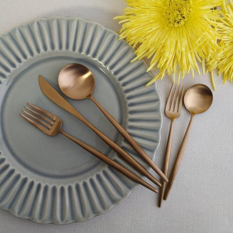 36 Pcs Minimalist Flatware - MATTE SILVER - serves 6