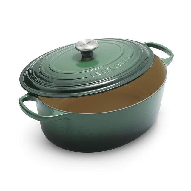 Le Creuset Signature Oval Dutch Oven, 8 qt.