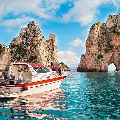 Boat Tour and Snorkeling for 2 in the Amalfi Coast