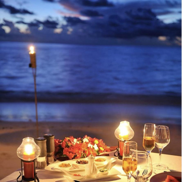 Honeymoon Dinner