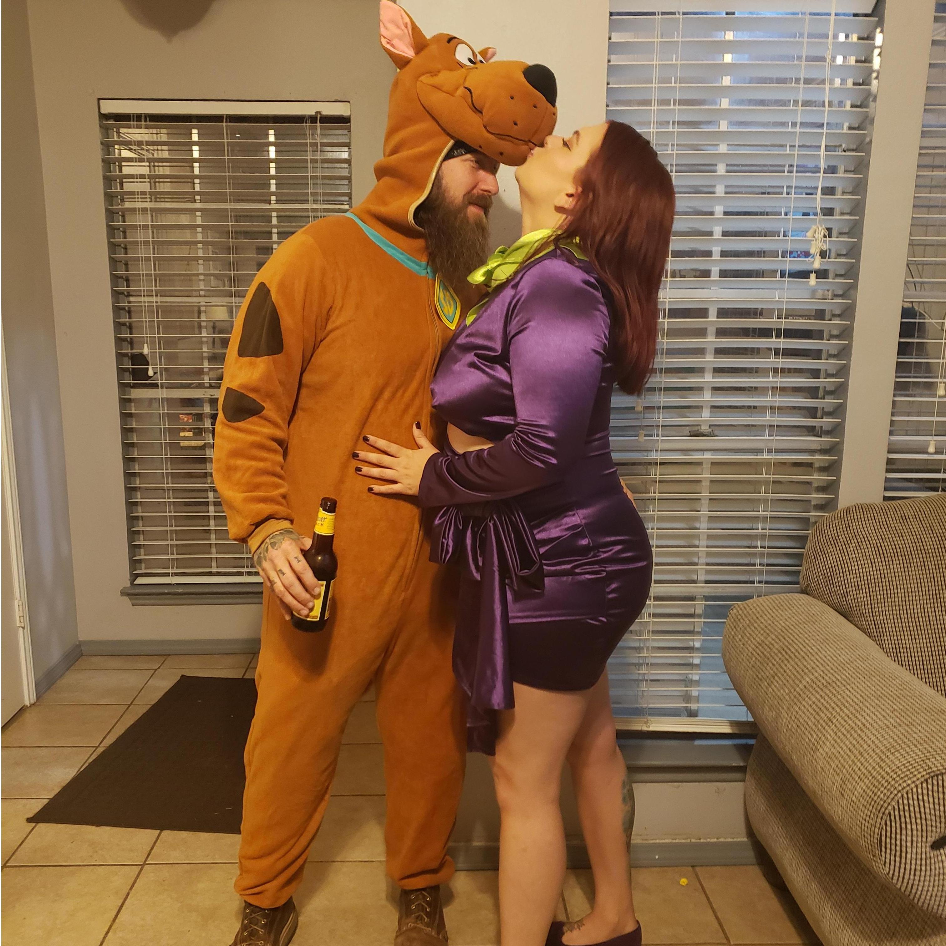 Halloween 2019 - Daphne and Scooby