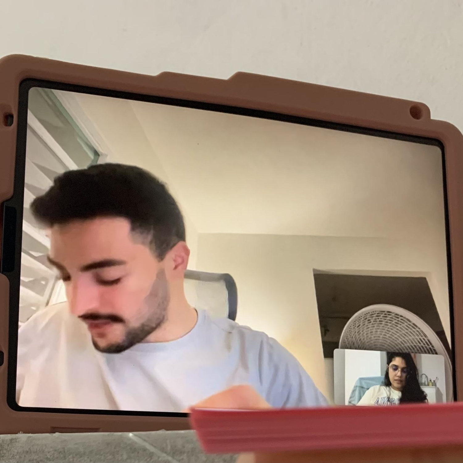 Comenzamos haciendo devocionales y estudiando la Palabra, después de nuestro date oficial en Café Don Juan… (del cual no tenemos fotos, la conversación fue tan buena que no hay evidencia de ese día)