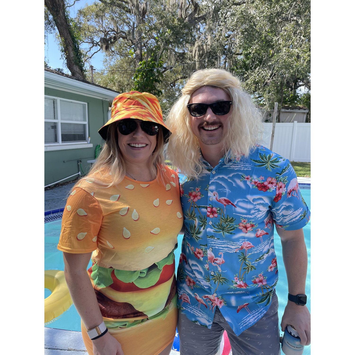 Jimmy Buffett with his "cheeseburger in paradise"