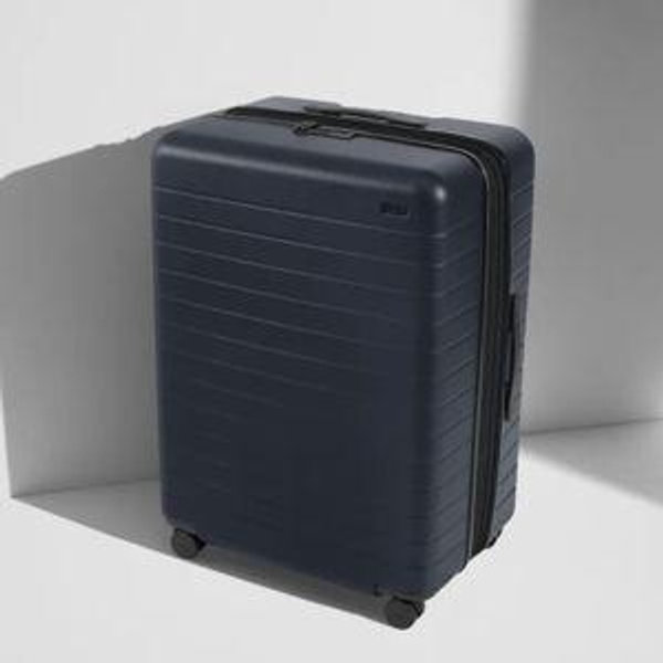 Large Flex Suitcase | Away