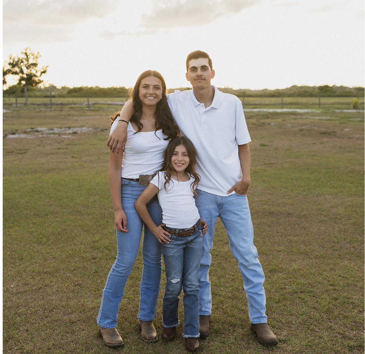 The Wedding Website of Alberto Gonzalez and Karissa Gonzalez