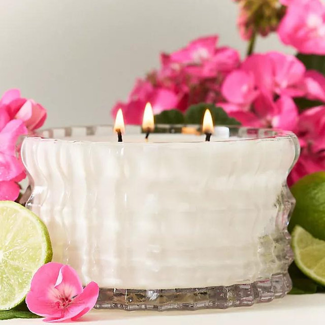 Auden Lueur Arlow Boxed Glass Candle - White, M