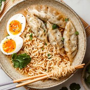 Honeymoon - Cooking Sun: Ramen and Gyoza Cooking Class