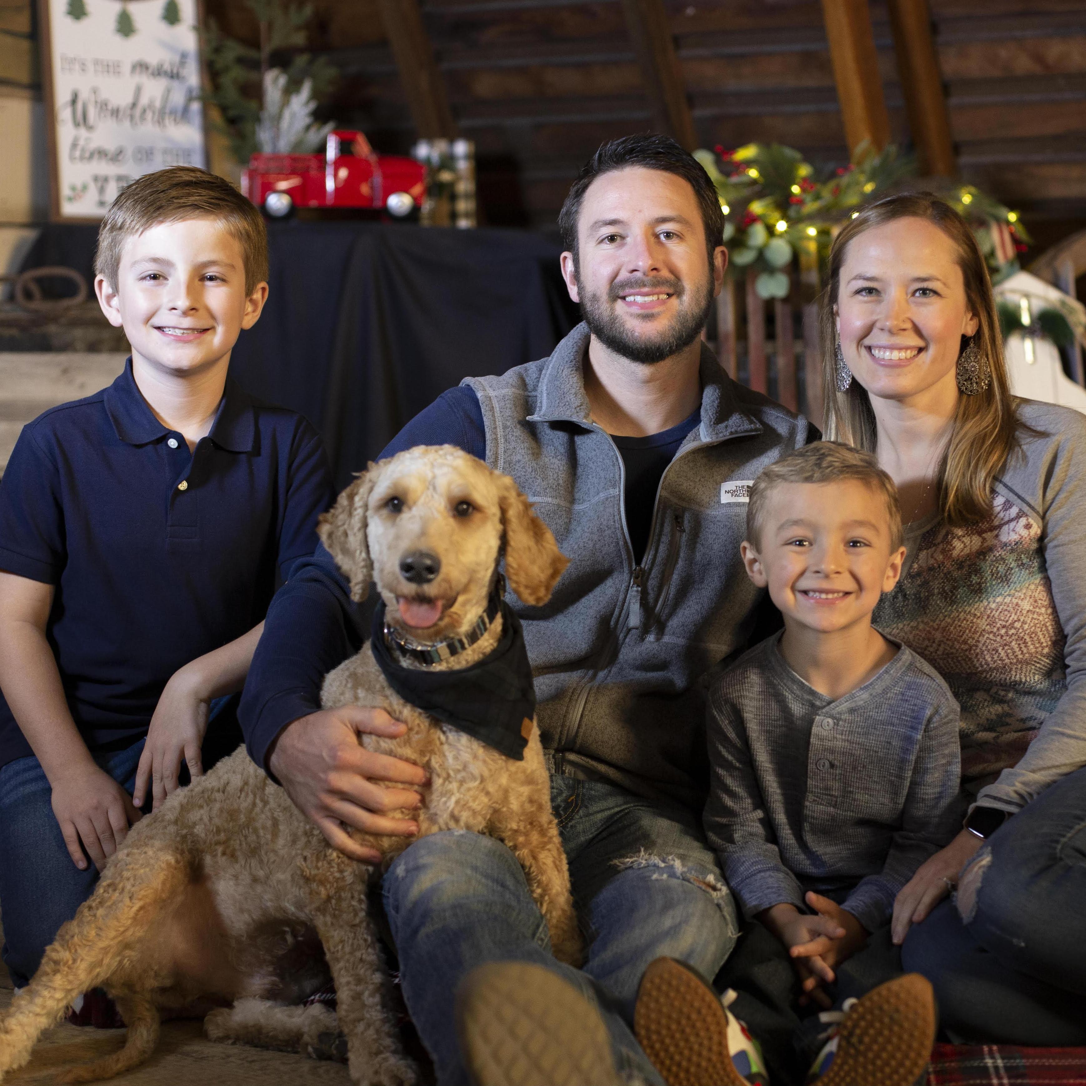 Family Christmas Photo 2021