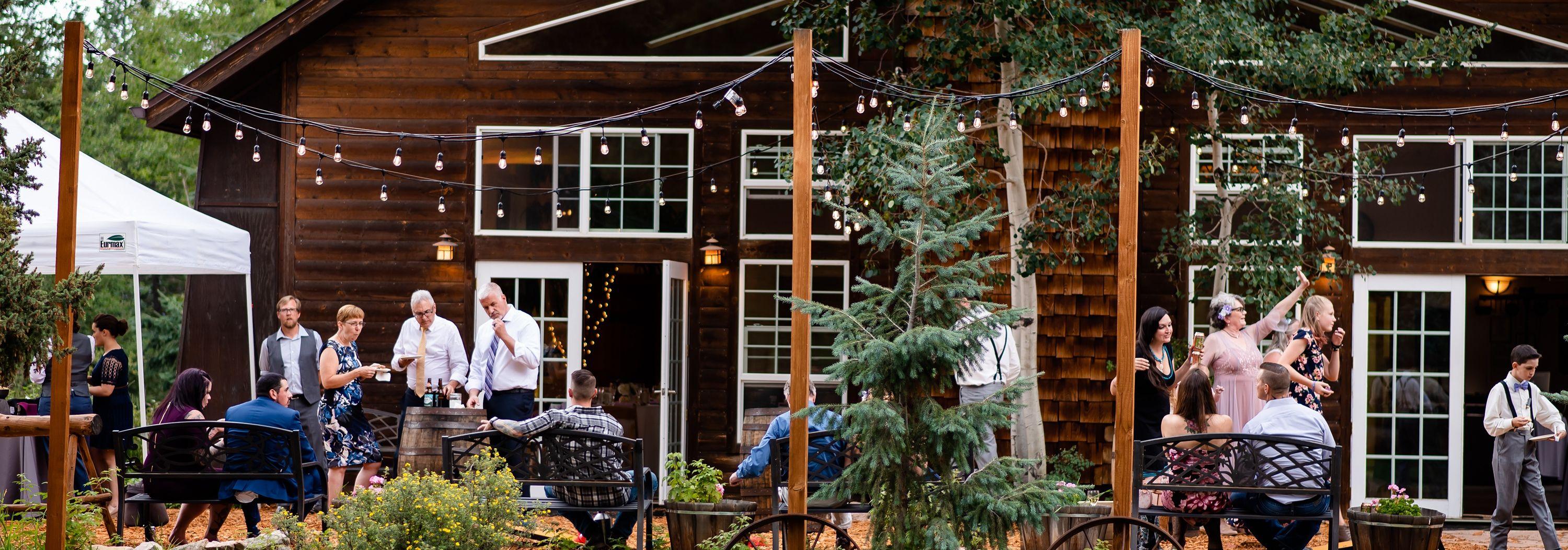 The Wedding Website of Emily Backus and Hayden Wilson