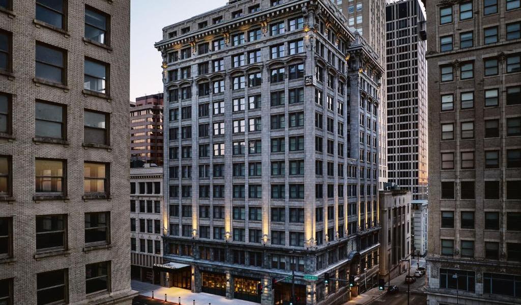 The Wedding Website of TT Timmons and Brendan Walsh