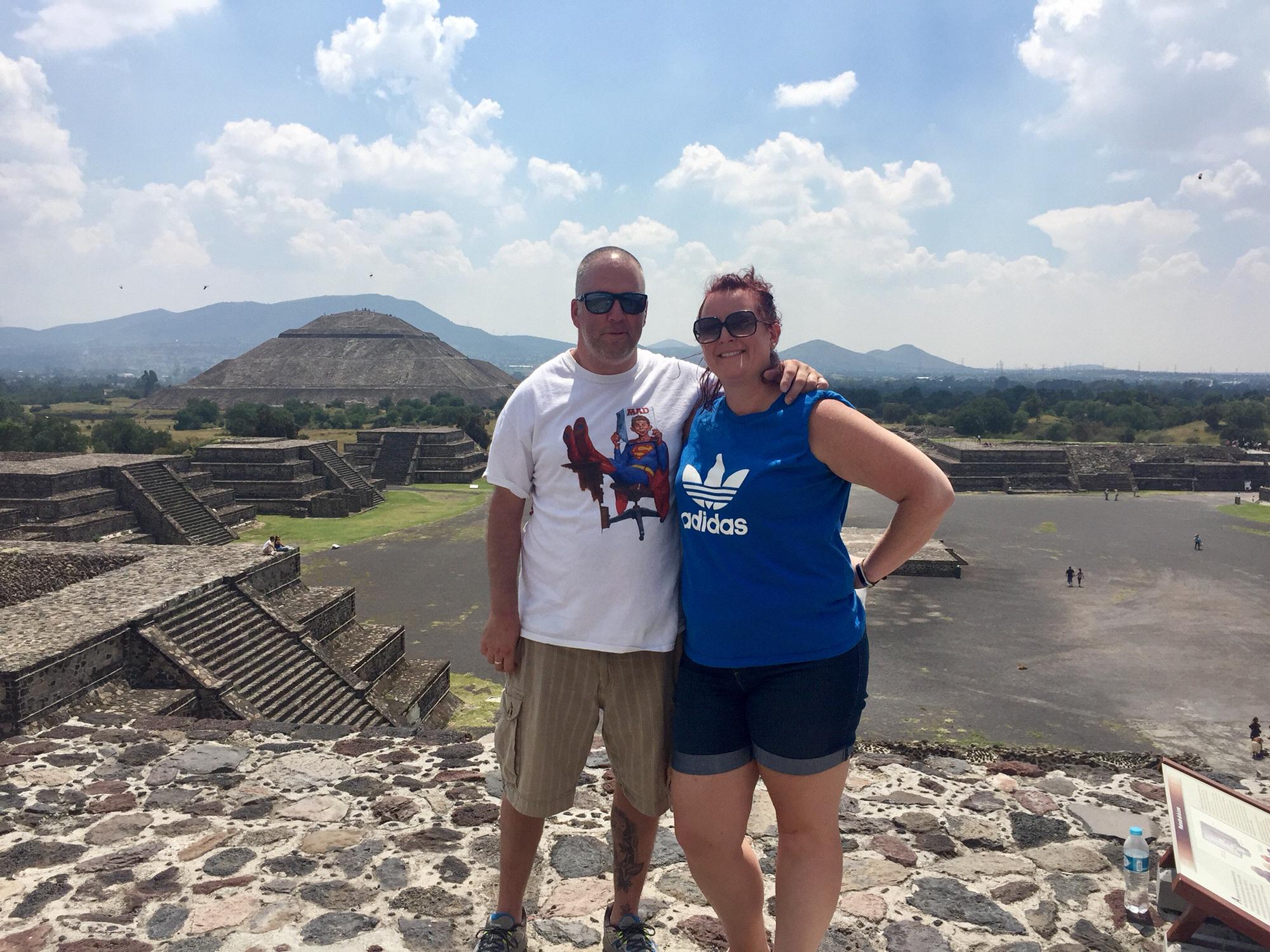 Mexican adventure - Pyramids of the Sun and Moon