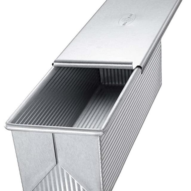 USA Pan Bakeware Pullman Loaf Pan With Cover, 9 x 4 inch, Nonstick & Quick Release Coating, Made in the USA from Aluminized Steel
