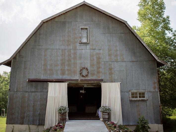 The Wedding Website of Alyssa Quitschau and Jim Atol
